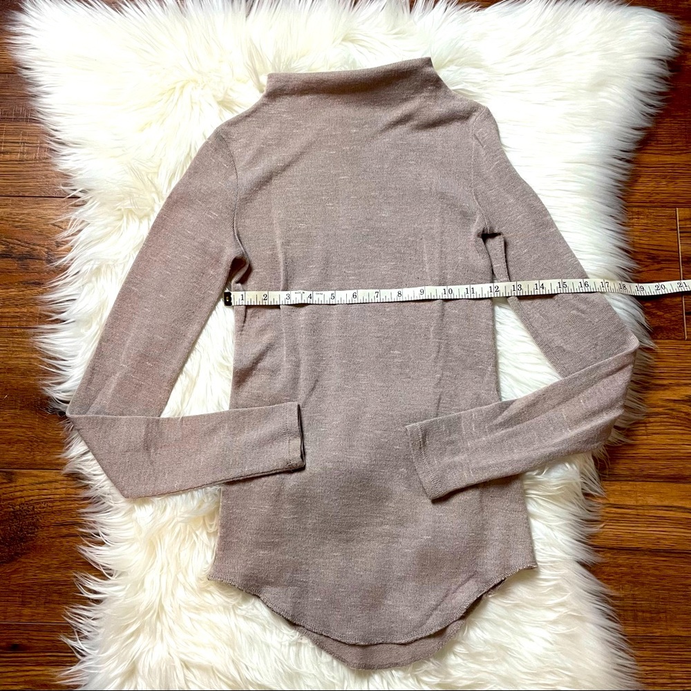 Wilfred Mocha Mock Neck Women’s Long Sleeve Size S EUC - Picture 3 of 5